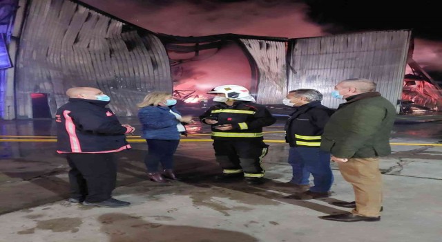 İspanyada limanda yangın: 80 tekne alev alev yandı