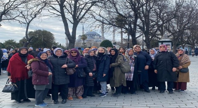İstanbulun tarihi ve turistik yerlerini gezdiler