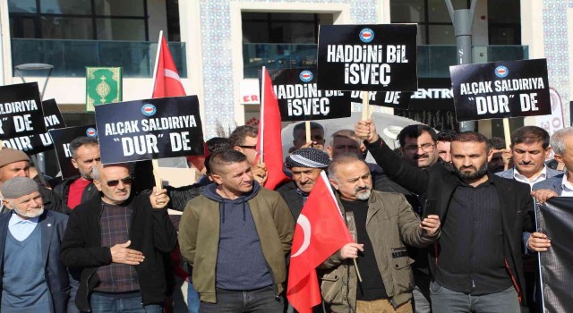 İsveçte Kuran-ı Kerimin yakılması Şırnakta protesto edildi