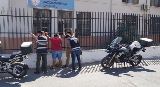 İzmirde denetimlerle okul çevreleri daha güvenli