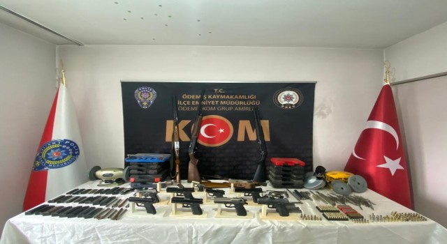İzmirde tabanca imalatı operasyonu: 4 gözaltı