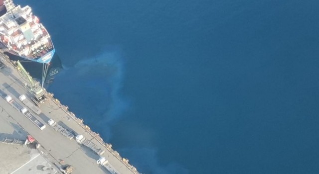 İzmit Körfezini kirleten gemilere 57 milyon lira ceza kesildi
