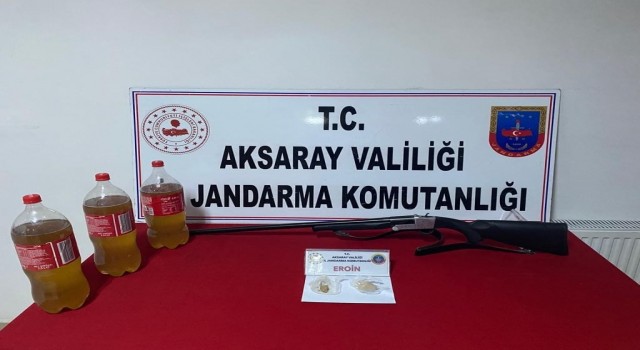 Jandarmadan 3 adrese eş zamanlı uyuşturucu baskını