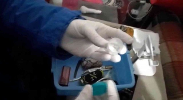 Jandarmadan 3 ilçede eş zamanlı uyuşturucu operasyonu: 5 gözaltı