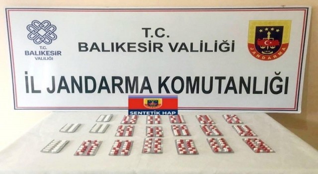 Jandarmadan Karesi ve Sındırgıda uyuşturucu operasyonu