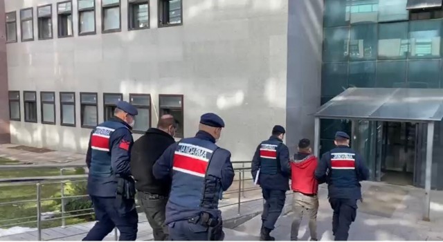 Jandarmanın yakaladığı aranan 25 şahıstan 21i tutuklandı