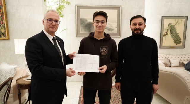 Japonca öğrenen İmam Hatip Lisesi öğrencileri karne heyecanını Tokyoda yaşadı