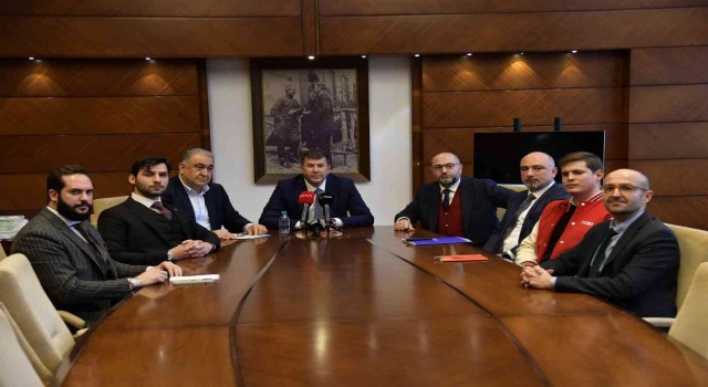 Kadıköy Belediye Başkanı Odabaşı: Kadıköyde kaldırımları işgal eden tüm materyalleri kaldıracağız