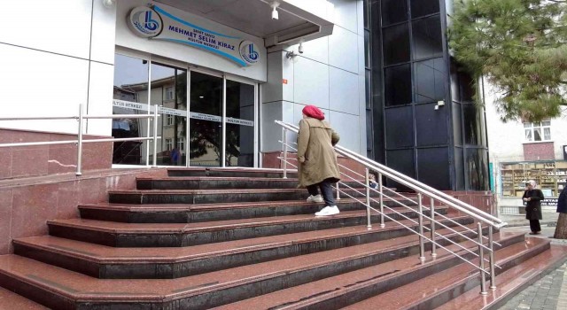 Kalça gelişim geriliği hastalığını yenen 68 yaşındaki kadın, “İstanbulu semt semt yürüyerek gezeceğim”
