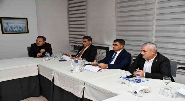 Karabükte DSİ yatırımları masa yatırıldı