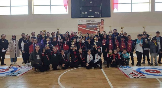 Karamanda düzenlenen küçükler floor curling müsabakaları sona erdi