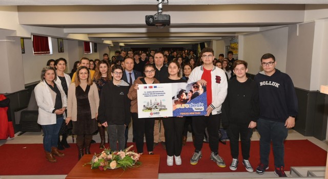 Karesi Belediyesi gençlerin Avrupaya açılan kapısı