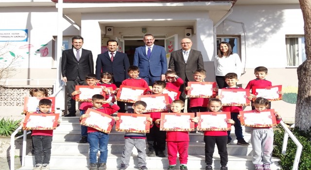 Karnelerini Kaymakam Özderinden aldılar