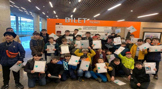 Karnesini alan öğrenciler Fetih Müzesine koştu