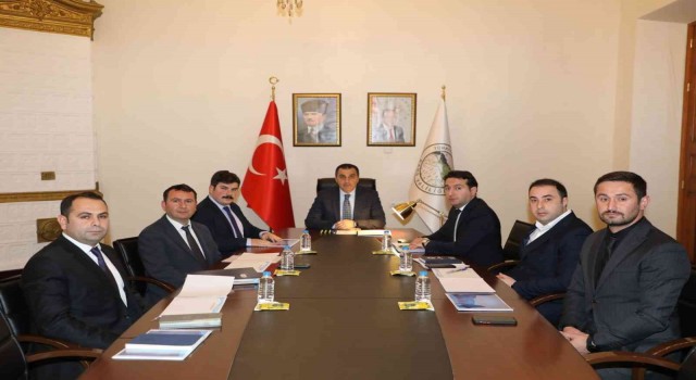 Karsta sağlık yatırımları değerlendirildi