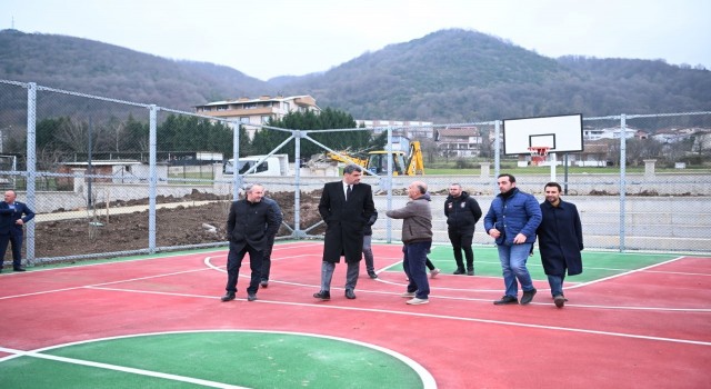 Kartepeye 9 bin 700 metrekarelik park kazandırılıyor