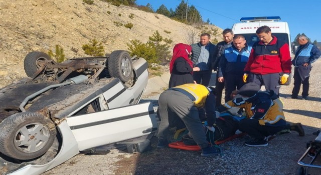 Kastamonuda takla atan otomobilin sürücüsü yaralandı