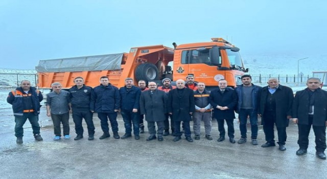 Kaymakam Arslantürk, karayolları ekipleriyle bir araya geldi