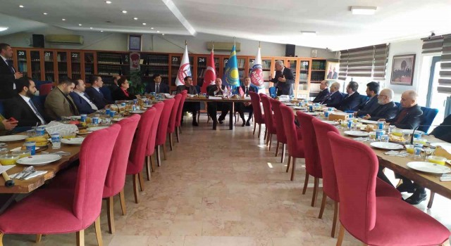 Kazakistan Büyükelçisinden Avrasya Bir Vakfına ziyaret
