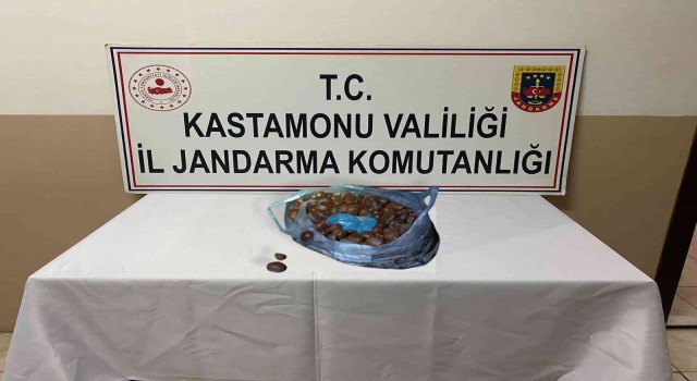 Kestane poşetinde ecstasy hap ile yakalanan şüphelilerden 1i tutuklandı