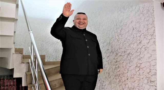 Kim Jong-una benzerliği ile ün saldı, dünyanın dört bir tarafından teklif yağıyor