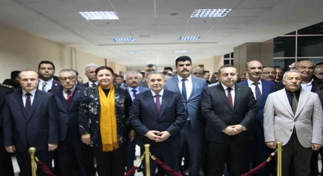 Kırşehir Valisi Mete Buhara, Kelimesi olmayanın duası da eksik olur