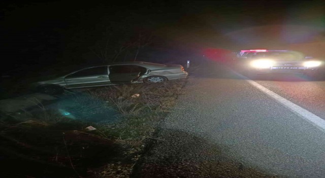 Kontrolden çıkan otomobil takla attı: 2 yaralı