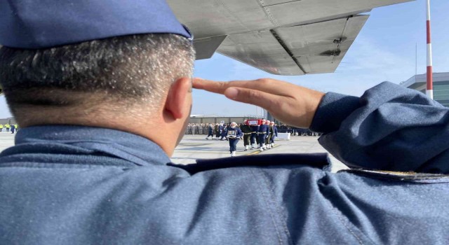 Konyada kazada şehit olan askerlerin cenazeleri memleketlerine gönderildi