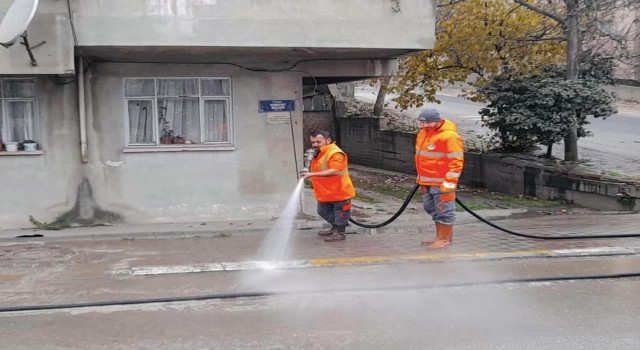 Körfezin dört bir yanında temizlik çalışması sürüyor