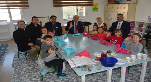 Kullanılmayan köy okulları yaşam merkezine dönüştürülüyor