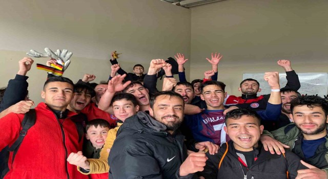 Kumalar Sporun Süper Amatör Lig sevinci