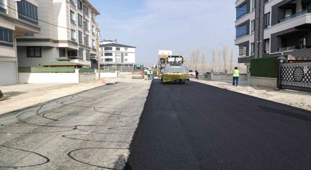 Kütahya Sporkente 5 bin ton asfalt