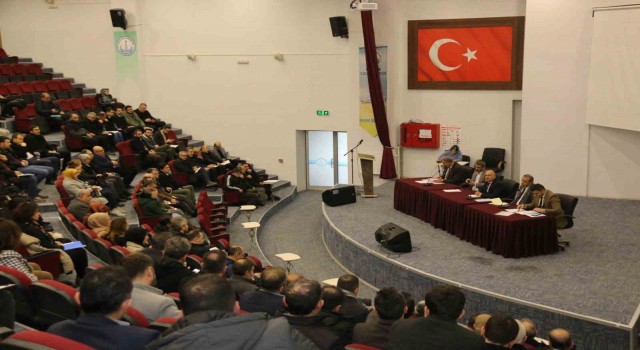 Kütahyada eğitim-öğretimin birinci dönemi masaya yatırıldı