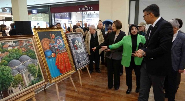 Kütahyalı sanatçılardan 2023e merhaba sergisi