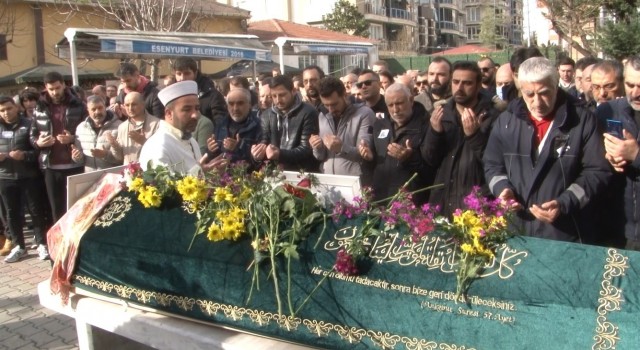 Maltada canice öldürülen Pelin Kaya son yolculuğuna uğurlandı