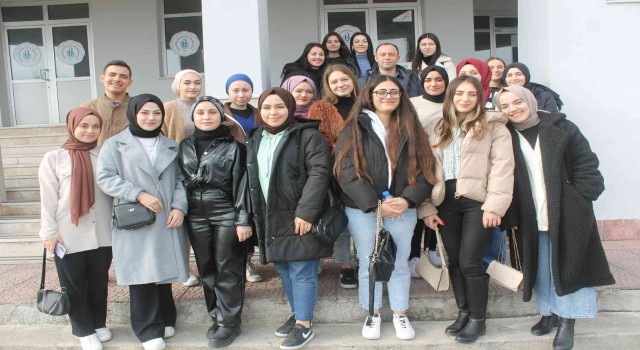 Manyas MYO öğrencilerinden sosyal proje