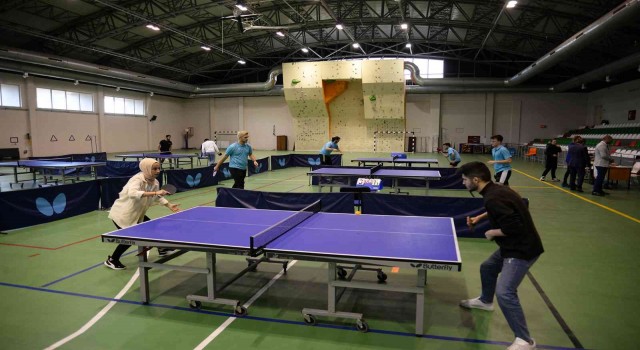 Masa Tenisi Turvunasında şampiyonlar belli oldu