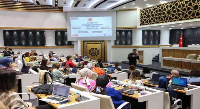 Meramda öğretmenlere erasmus proje yazma eğitimi