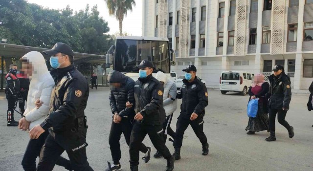 Mersinde çeşitli suçlara karışan 25 kişi adliyeye sevk edildi