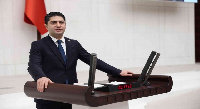 MHPli Özdemir, engelli öğrenciler için geri ödemesiz eğitim bursu kanun teklifi verdi