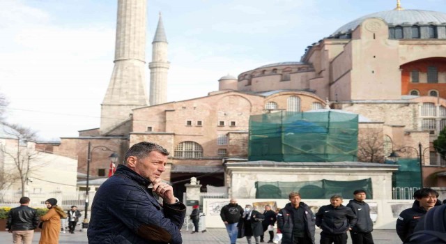 Michael Skibbe, takımı Sanfrecce Hiroshima ile İstanbulu gezdi