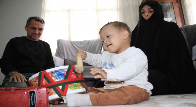 Minik Muhammet yaşama tutunmak için ilik nakli bekliyor