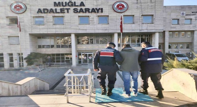 Muğlada silahla yağma suçundan aranan şahıs yakalandı