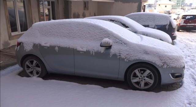 Muşa beklenen kar yağdı