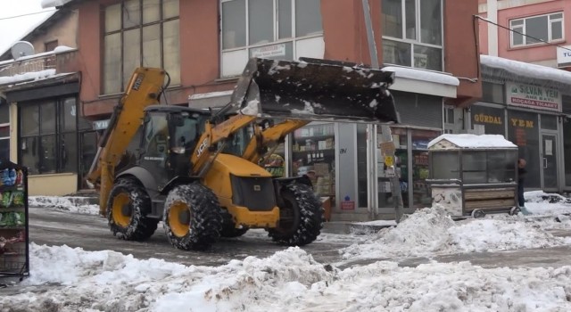 Muşta 272 köy yolu ulaşıma kapandı