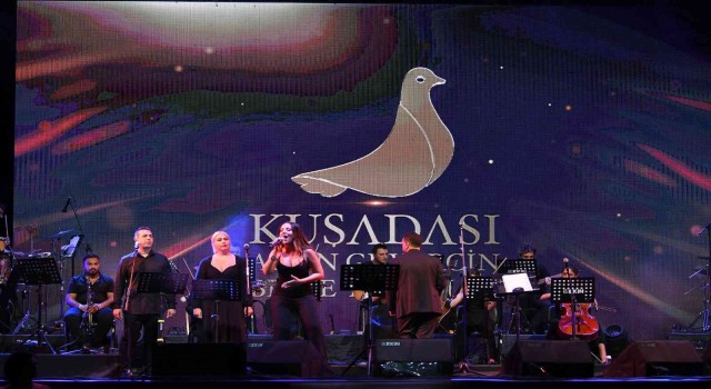 Müziğin kalbi Kuşadasında attı