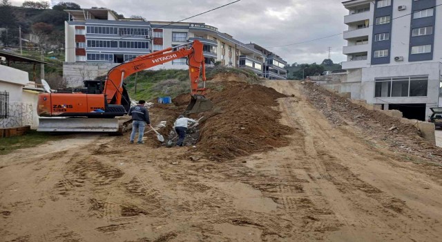 Nazillide yol çalışmaları aralıksız devam ediyor