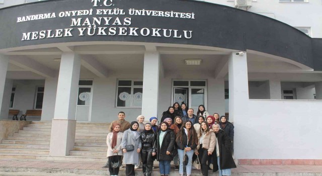Öğrencilerinden Serebral Palsi hastası çocuklara yardım eli