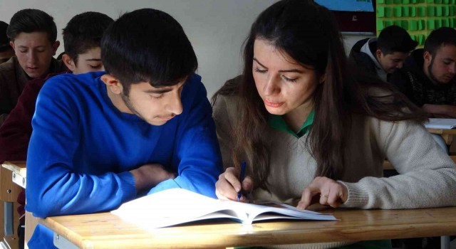 Öğretmenlerin bir aylık çabaları sonucu İsa okula kazandırıldı