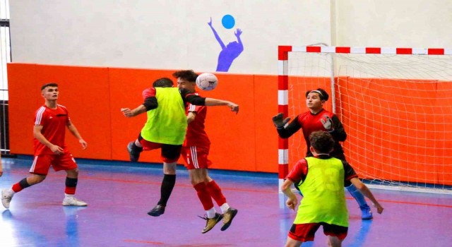 Okullar arası futsal da şampiyonlar belli oldu